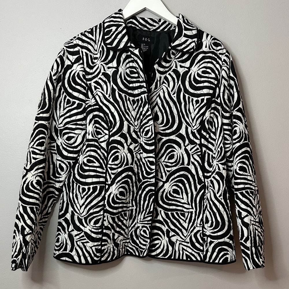 Black and White Patterned Women's Jacket size XL